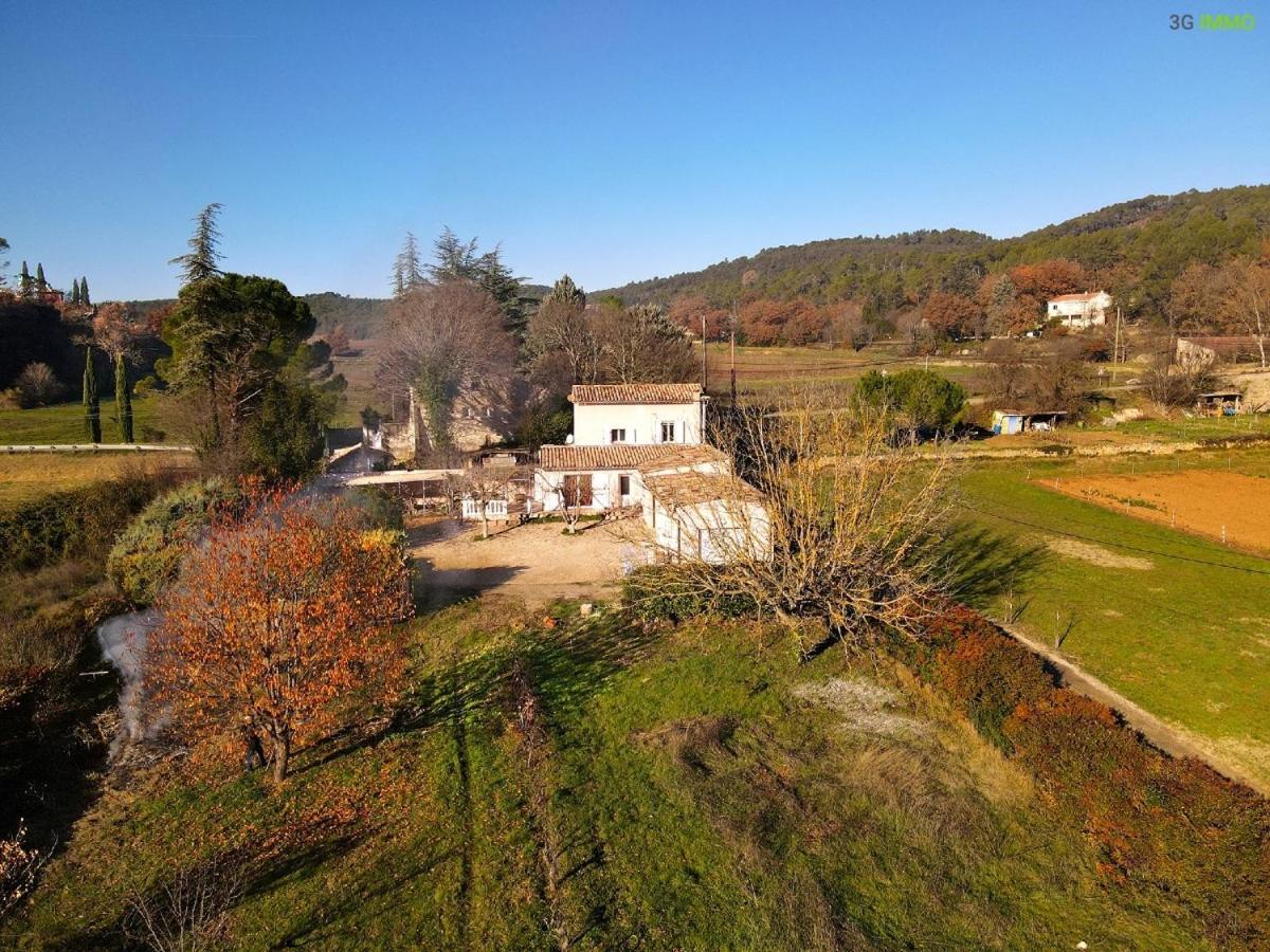 Au Nid De Mes Anges Bed & Breakfast Entrecasteaux Exterior foto